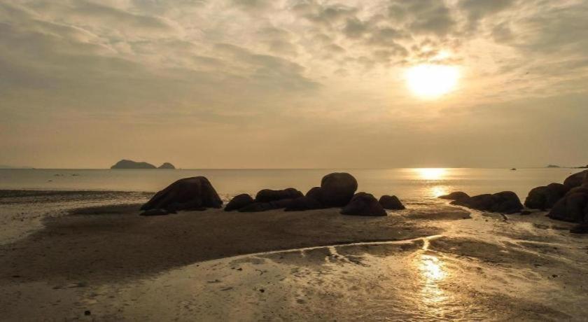 Phangan Cabana Resort Haad Son Esterno foto